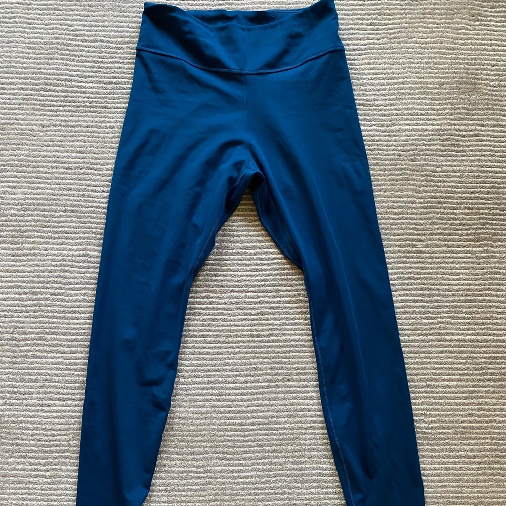 Nike women’s one luxe leggings size M